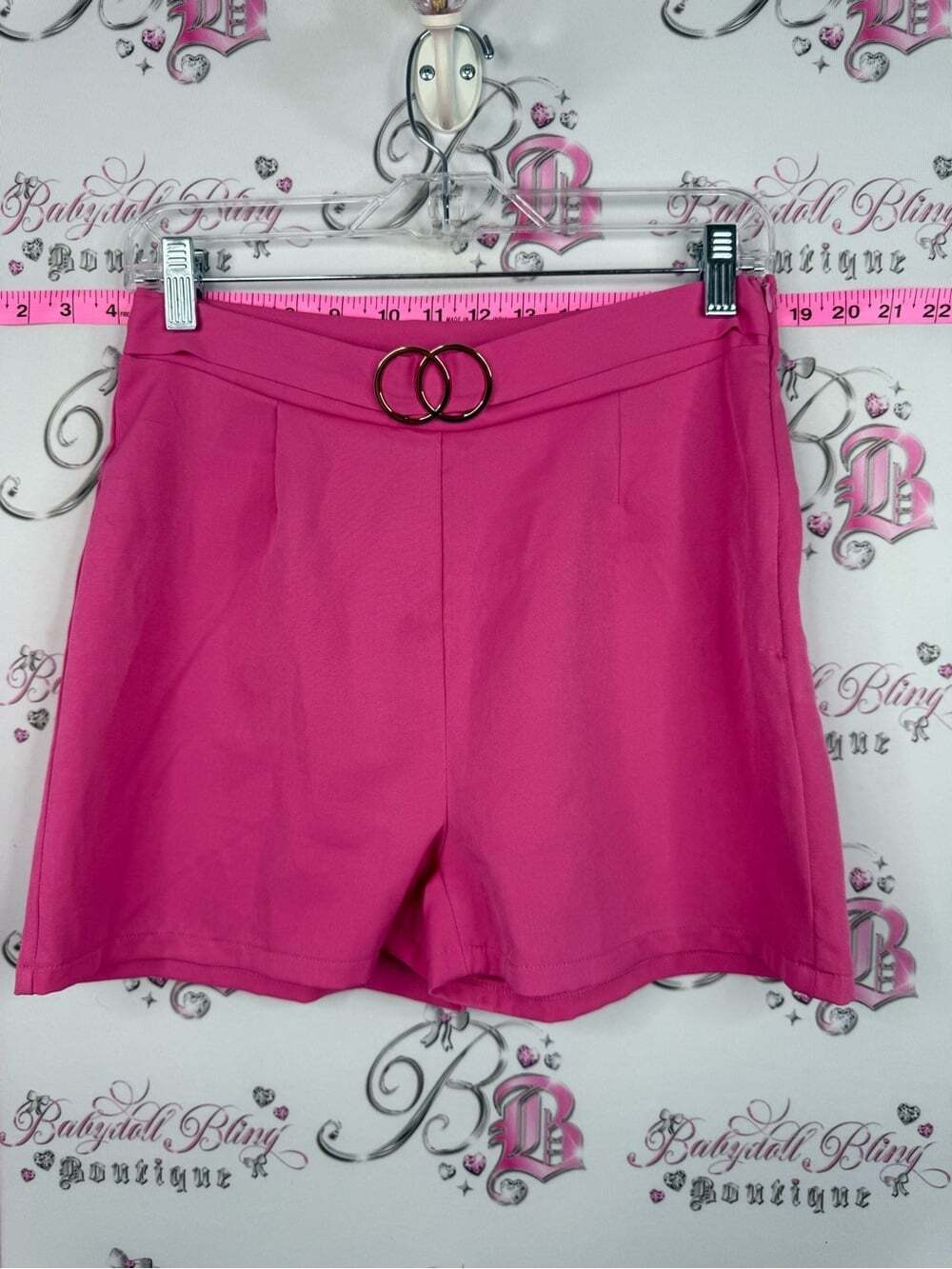 Pink shorts High-Waist Pink shorts with belt Accent